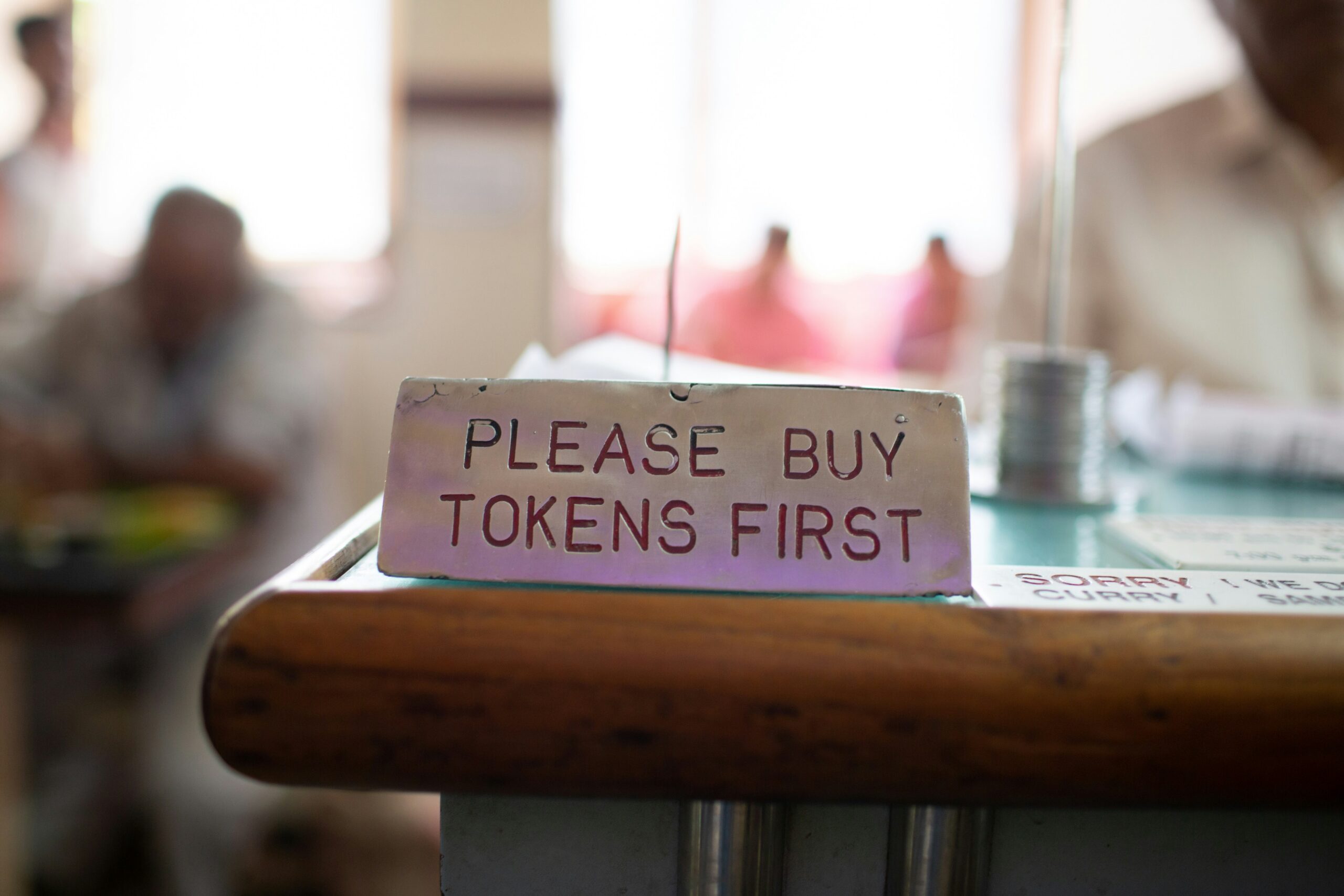 Kimi K3's 1M Token Context Window Tested Against RAG